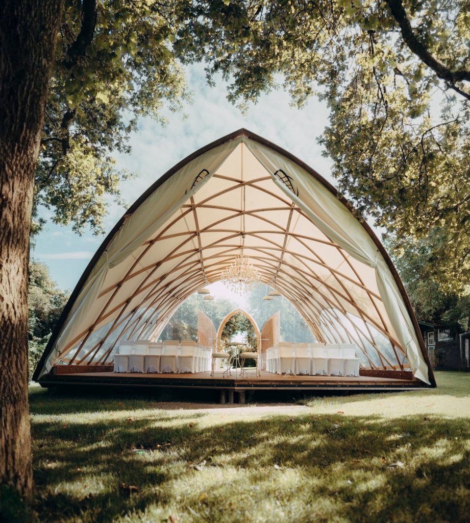 Trauungspavillon – romantisch, exklusiv & mitten im Grünen